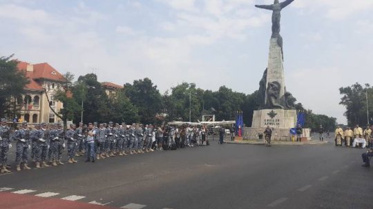 Forţele Aeriene Române, omagiate de Ziua Aviaţiei