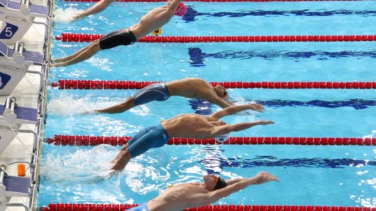 David Popovici şi Robert Glinţă, în finale la 200 m liber şi 100 m spate