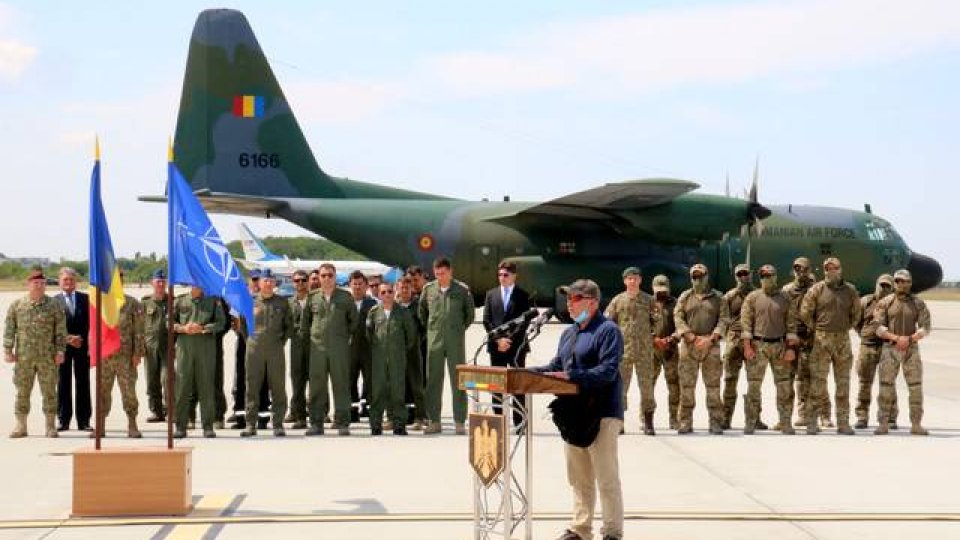 15 Romanians and 5 Bulgarians arrived in Bucharest from Afghanistan