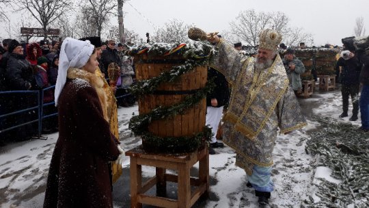 Peste 250 de ceremonii religioase cu prilejul Bobotezei