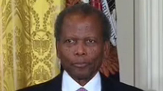 Actorul Sidney Poitier a încetat din viață la vârsta de 94 de ani