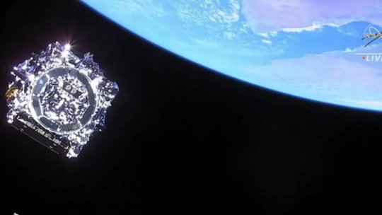 Telescopul James Webb a fost lansat cu succes