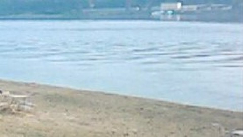 Alertă în judeţul Alba, după fisurarea unui baraj