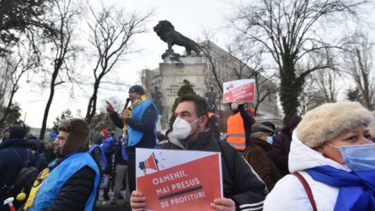 Sindicatele şi-au continuat protestele faţă de scăderea nivelului de trai