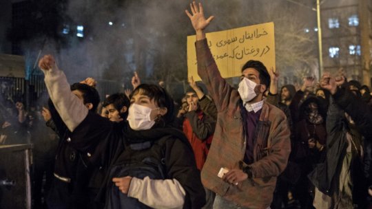 Tot mai multe eleve din Iran susţin protestele antiguvernamentale din ţară