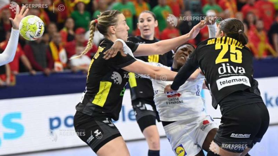 România păstrează șanse pentru semifinalele Campionatului European de handbal feminin