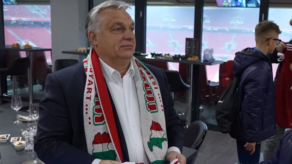 Reacţie a vecinilor Ungariei la gestul premierului ungar Viktor Orban de a purta o eșarfă cu harta Ungariei Mari la un meci de fotbal