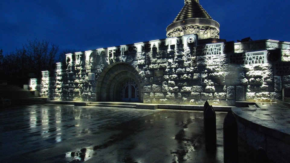 Ministerul Turismului: Rută cultural-turistică a obiectivelor memoriale dedicate eroilor căzuți pentru libertate