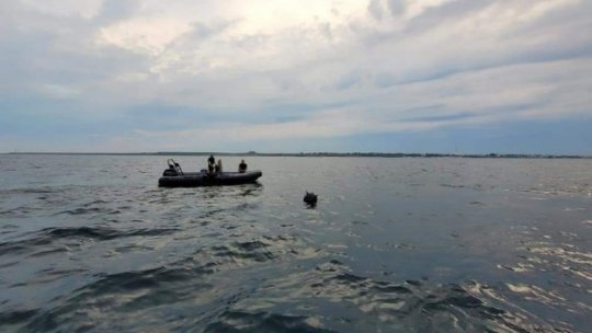 Mină marină descoperită în apropierea Portului Constanța, neutralizată prin distrugere de scafandri militari