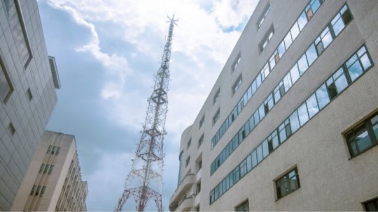 Președintele și premierul României, la ceremonia de aniversare a 30 de ani de activitate a STS