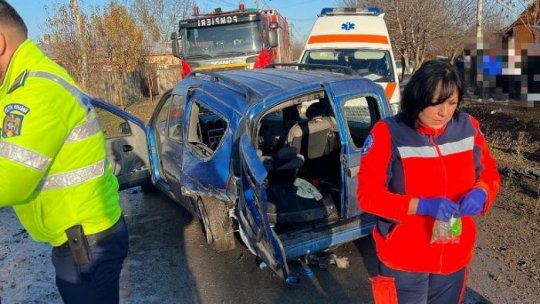 Accident rutier grav în județul Giurgiu. Trei persoane au fost rănite, dintre care una în stare gravă
