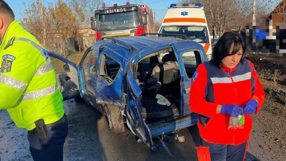 Accident rutier grav în județul Giurgiu. Trei persoane au fost rănite, dintre care una în stare gravă
