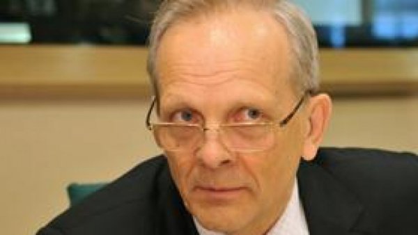 Fostului premier Theodor Stolojan spune că sistemul public de pensii este depășit