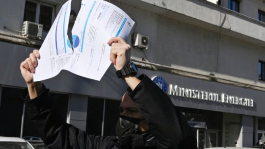 Proteste ale sindicaliştilor de la ALRO Slatina şi ALUM Tulcea