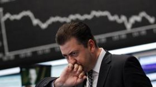 Pierderi importante pe pieţele financiare europene 
