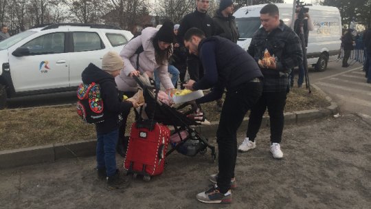 Sprijin pentru refugiaţii ucraineni care ajung în România prin Vama Siret
