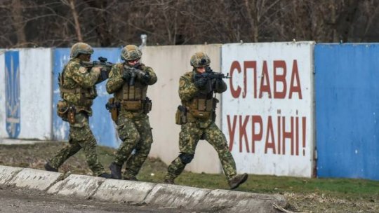 Preşedintele Ucrainei le-a cerut militarilor ruşi să depună armele