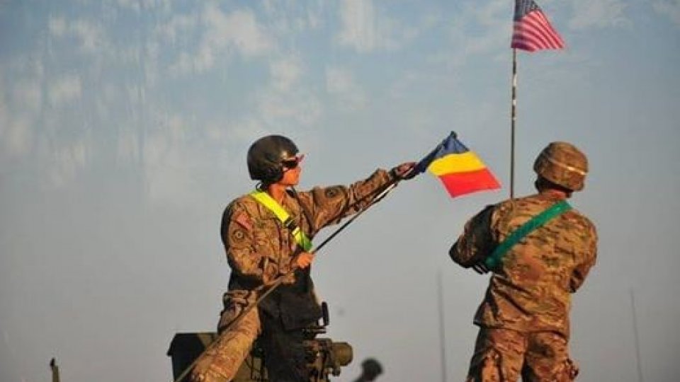 Convoaiele cu tehnică militară SUA intră în România miercuri seară