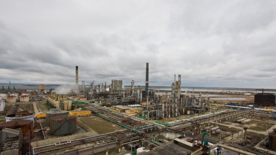  Industria petrolului dă asigurări că nu va exista o criză 