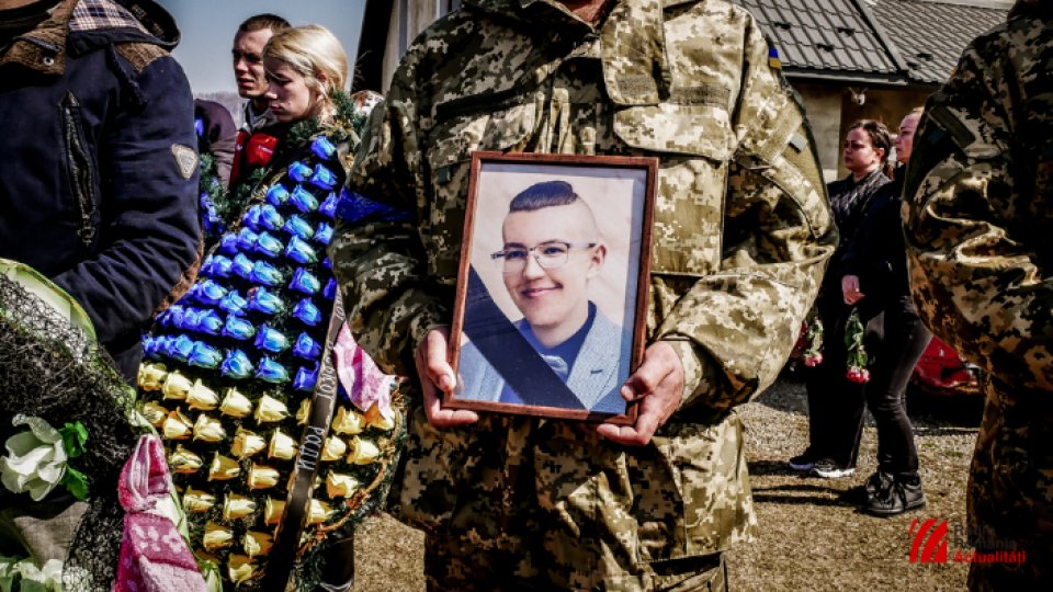 Storojineț, Ucraina: Tineri căzuţi în luptă, petrecuţi pe ultimul drum