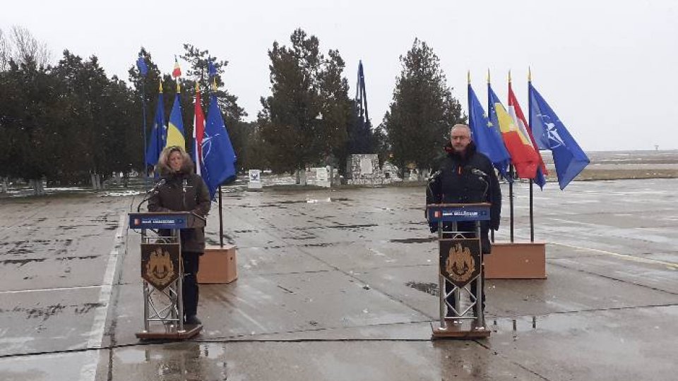 Ministrul Dîncu, întâlnire cu omologul olandez la baza Kogălniceanu