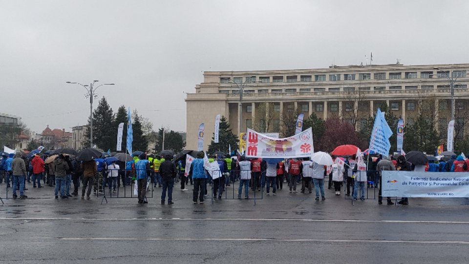 Confederaţia Sindicală Naţională Meridian, protest în Piața Victoriei 