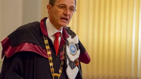 "Misiunea profesorului de istorie"