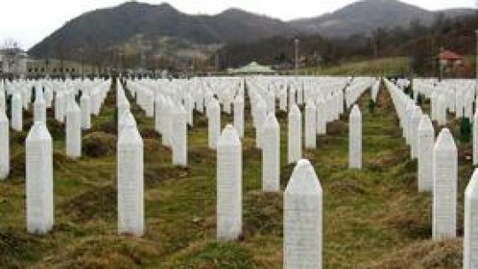 Rolul forţelor olandeze de menţinere a păcii în genocidul din Srebrenica