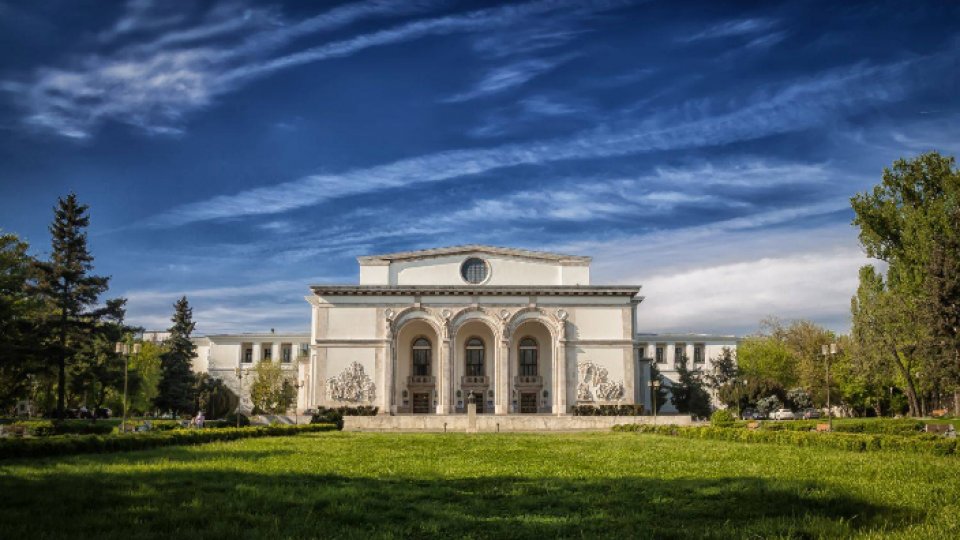 Opera Naţională Bucureşti invită publicul să viziteze virtual instituţia