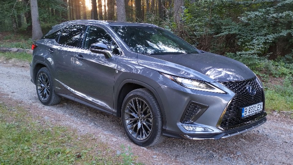 Probă de Drum - Lexus RX 450h