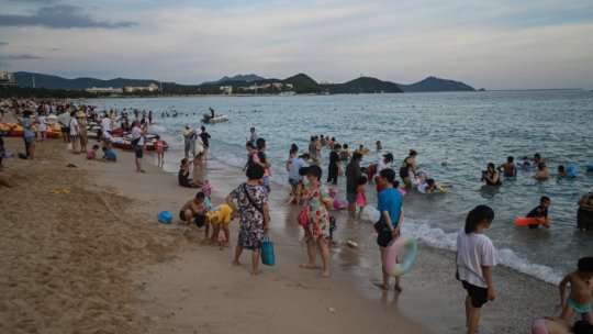 80.000 de turiști blocați pe Insula Hainan, supranumită Hawaiul chinezesc
