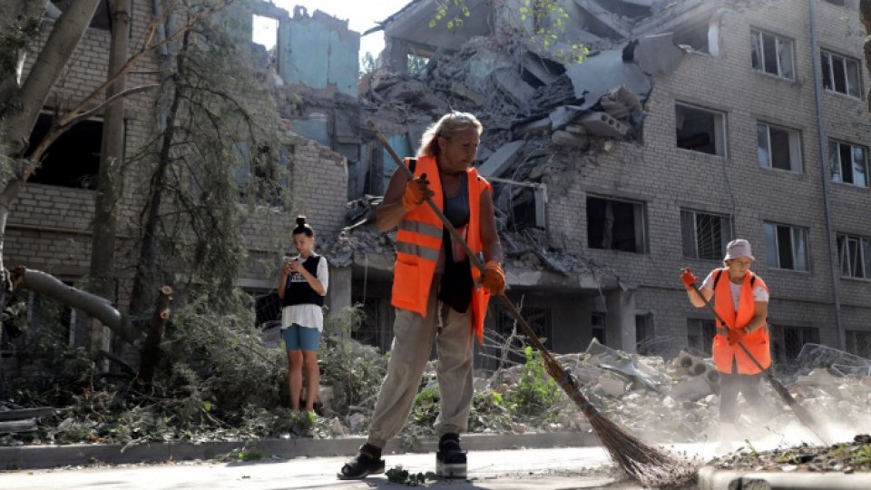 Rusia continuă bombardamentele asupra oraşelor ucrainene