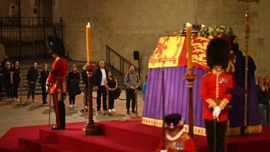 La Londra au început funeraliile Reginei Elisabeta a II-a  