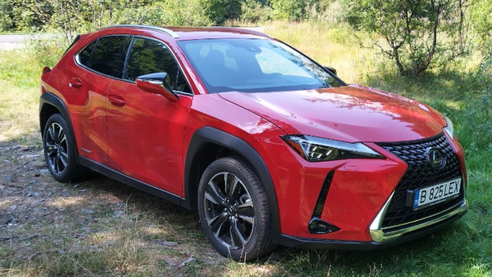 Probă de Drum - Lexus UX 250h