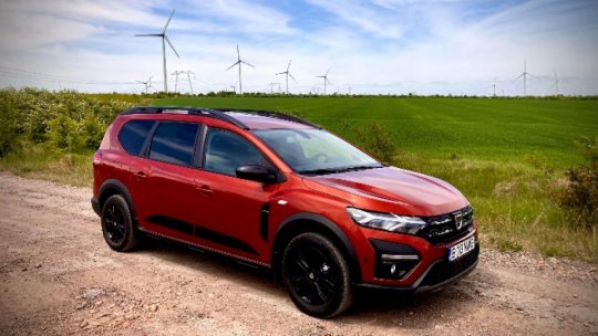 The Dacia factories in Mioveni have started mass production of the first Jogger hybrid car model