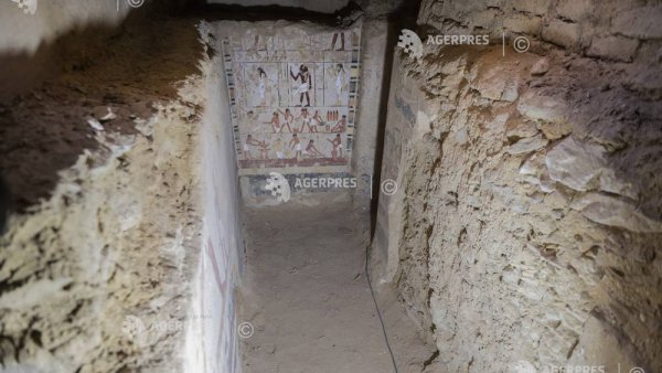 Mumie de peste 4.000 de ani descoperită în apropiere de Cairo