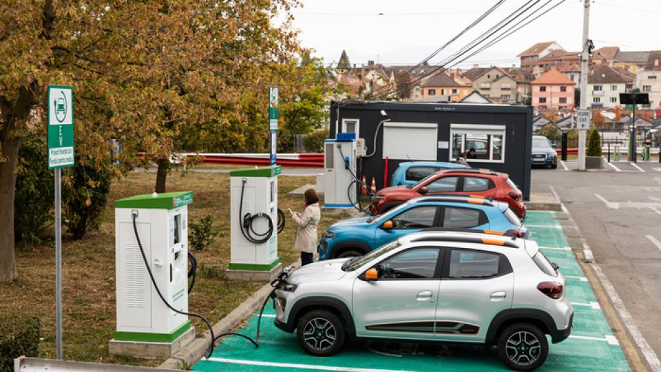 Sibiu: Zece noi stații publice de încărcare a vehiculelor electrice
