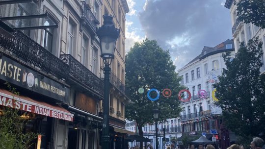 Cel puţin două persoane au fost ucise într-un atac armat, luni seara, la Bruxelles