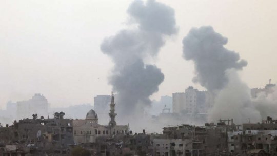 Israelul a bombardat cu aviaţia şi artileria poziţii ale Hamas