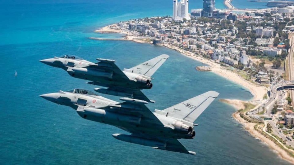 Israelul a lansat lovituri aeriene de răspuns asupra ţintelor Hamas din Fâșia Gaza