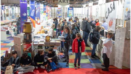 VIDEO: Evenimente la Târgul de carte Gaudeamus - Radio România