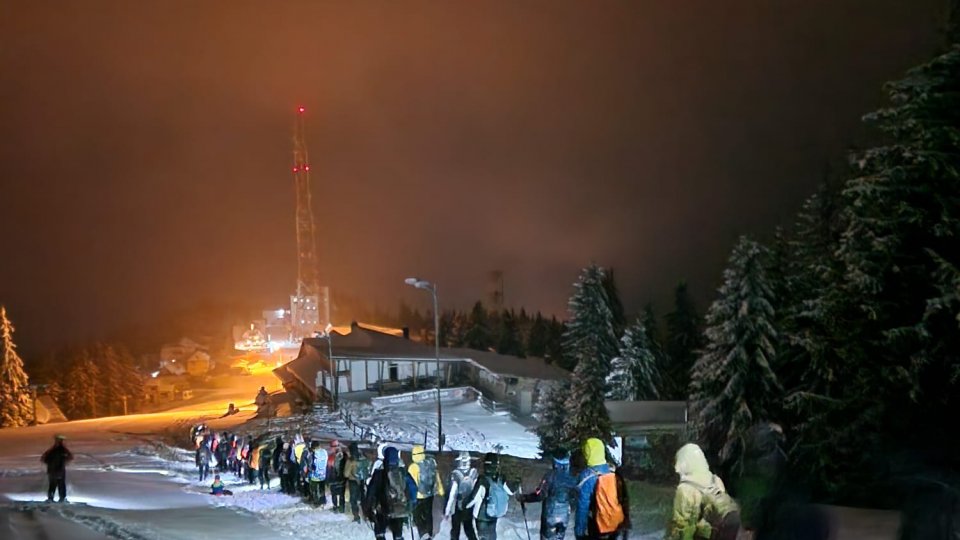 50 de turiști blocaţi în Parâng au avut nevoie de ajutorul salvamontiștilor