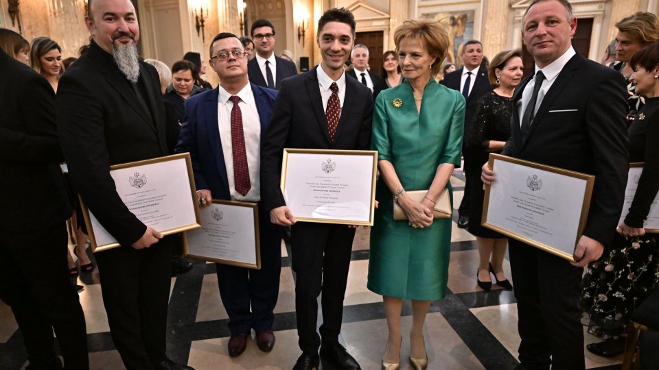 Trei jurnaliști de la Radio România Actualități au fost premiați de Casa Regală a României