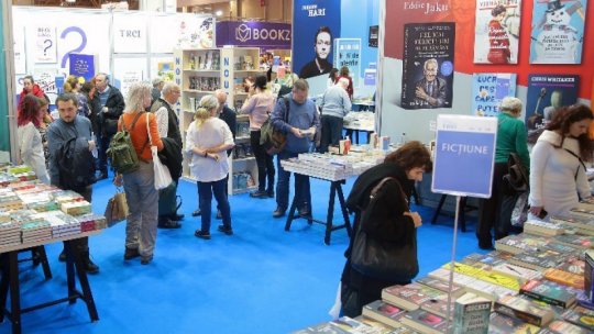 Lansări şi prezentări de carte, sesiuni de autografe şi dezbateri, la Târgul de Carte Gaudeamus Radio România, organizat la Timişoara