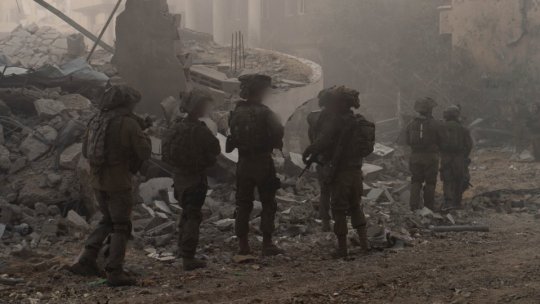 Israelul va începe pauze de câte patru ore în atacurile din nordul Fâşiei Gaza