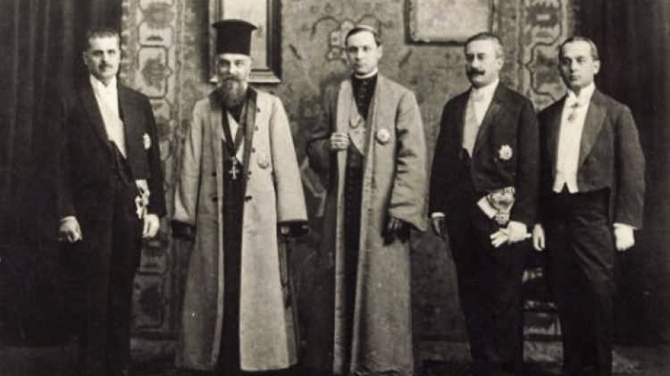 "Poveştile şi oamenii Unirii"