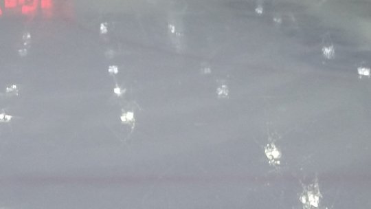 Pe majoritatea cursurilor de apă din nordul şi nord-vestul ţării au apărut formaţiuni de gheaţă