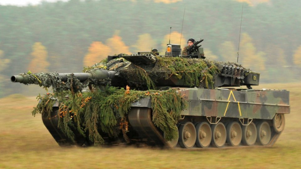 Armata germană a început instruirea soldaţilor ucraineni pe tancuri Leopard 2