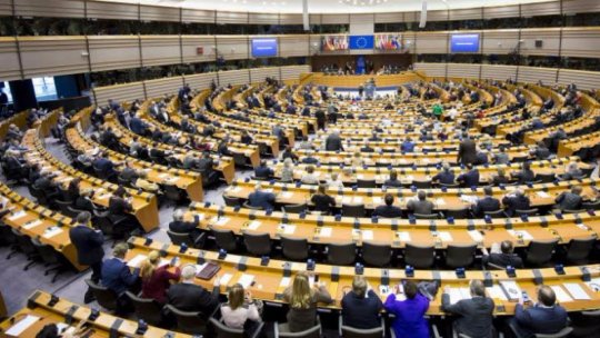 Parlamentarii europeni cer ca liderii ruși vinovați de crime de război în Ucraina să fie judecați de o curte internațională