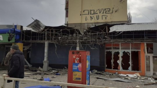 Trupele ruse continuă să atace estul şi sudul Ucrainei